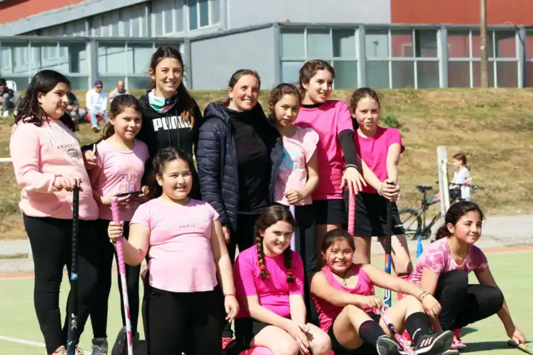Encuentro amistoso de hockey