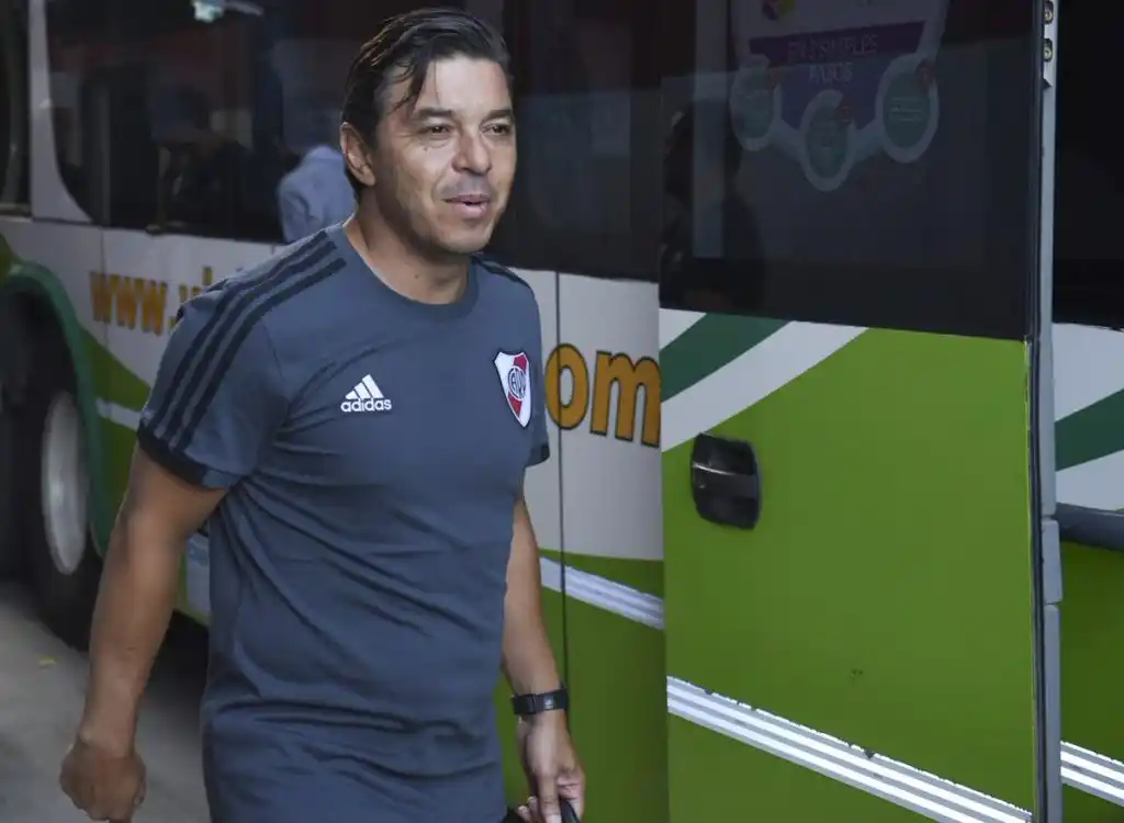Gallardo vio a la Reserva y no dio pistas sobre equipo