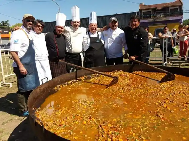 El guiso carrero "El Morenito" será premiado en Perú: Conocé la historia del plato de Moreno