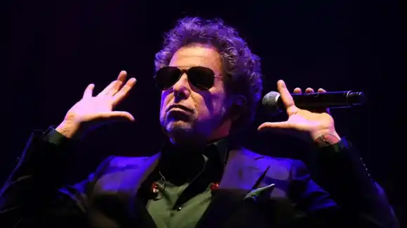 Andrés Calamaro desata polémica en Cali por su defensa de las corridas de toros