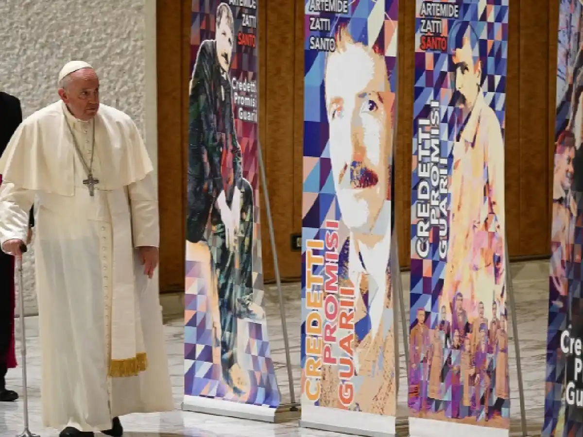 Francisco proclamó santo al enfermero ítalo-argentino Artémides Zatti