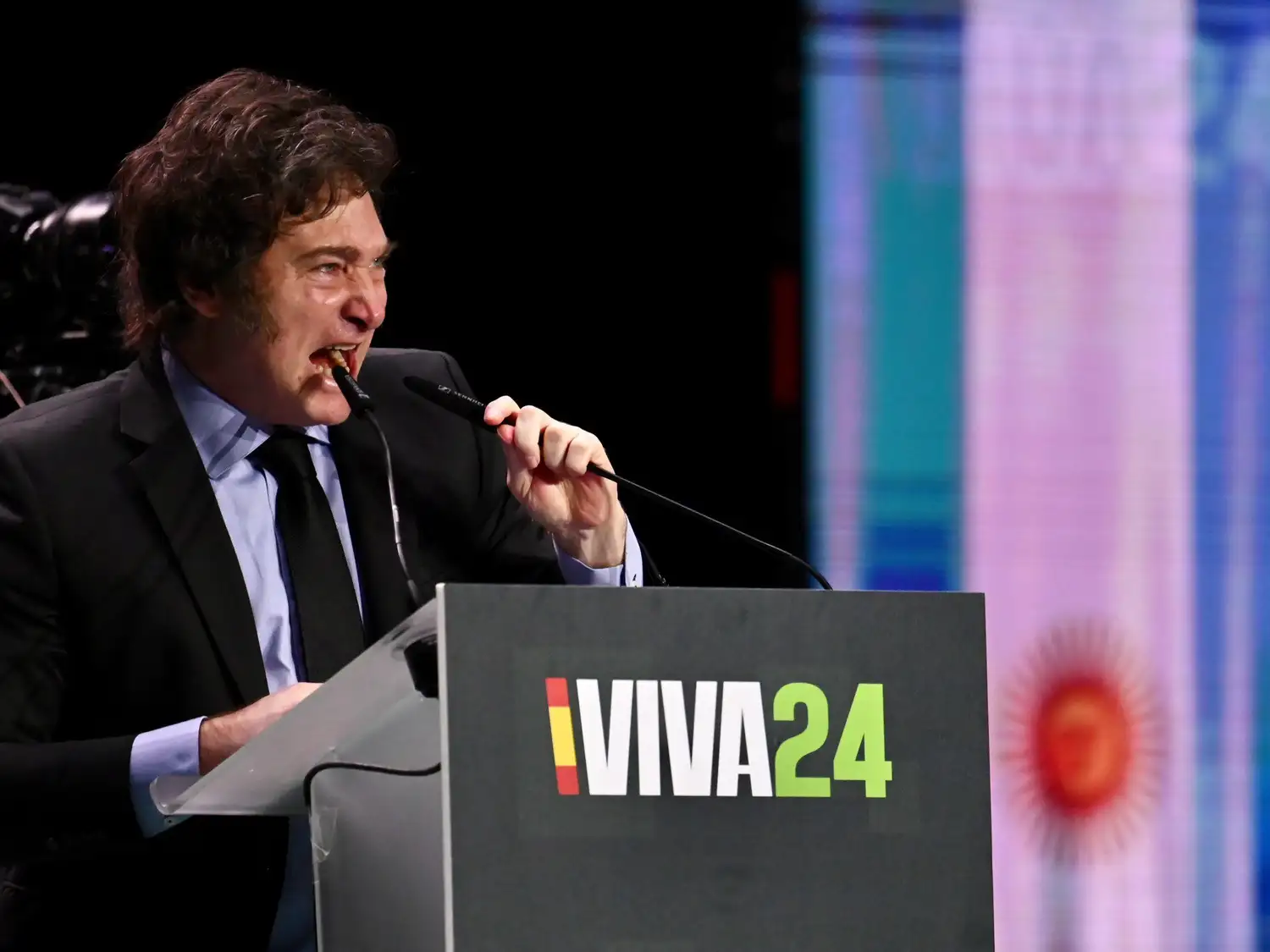 Javier Milei en el acto que desató el conflicto con el Gobierno español.