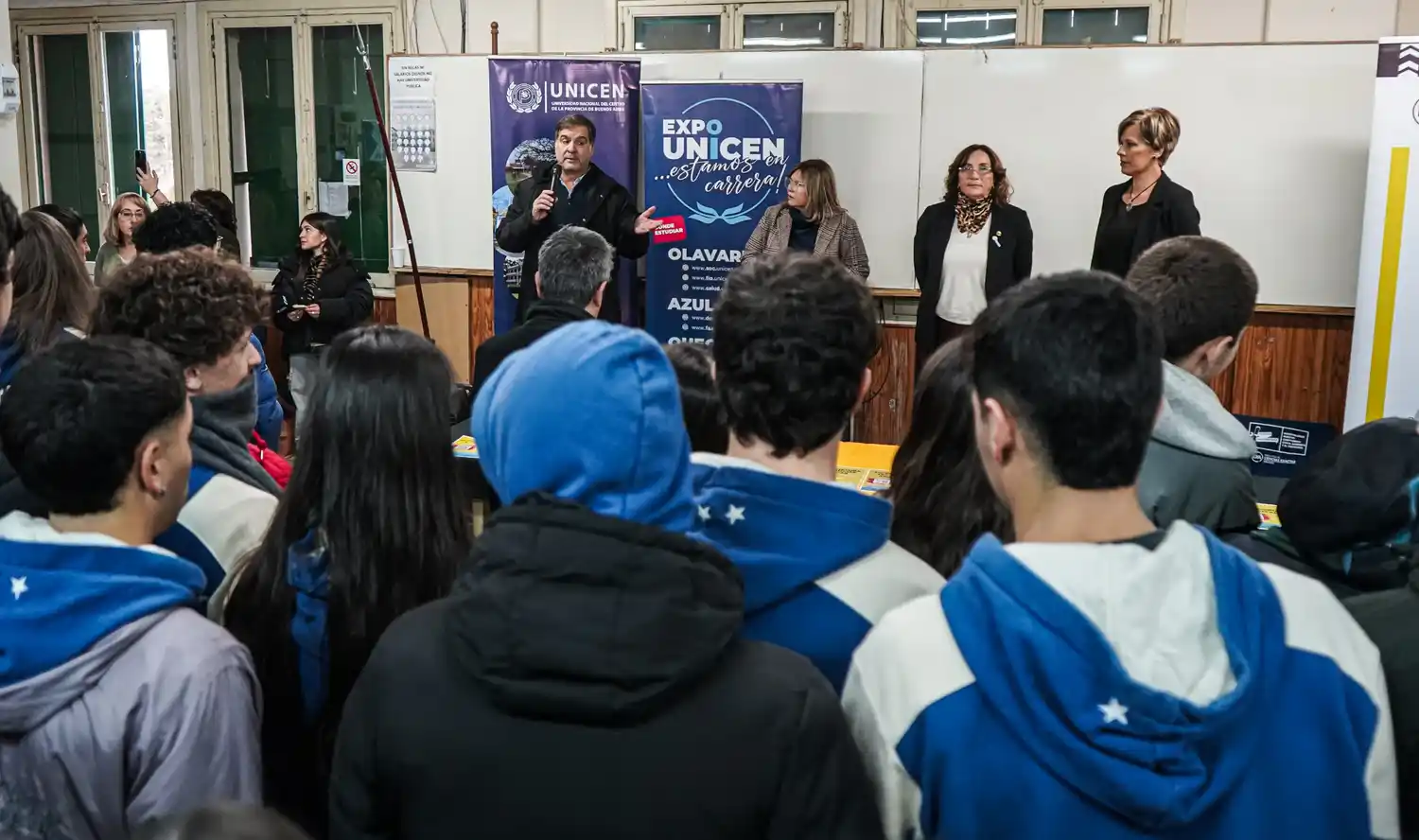 Estudiantes recorrieron los stands y participaron de las actividades de la Expo Unicen