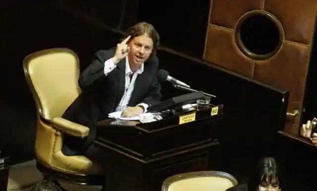 El Frente de Izquierda rota Diputado bonaerense