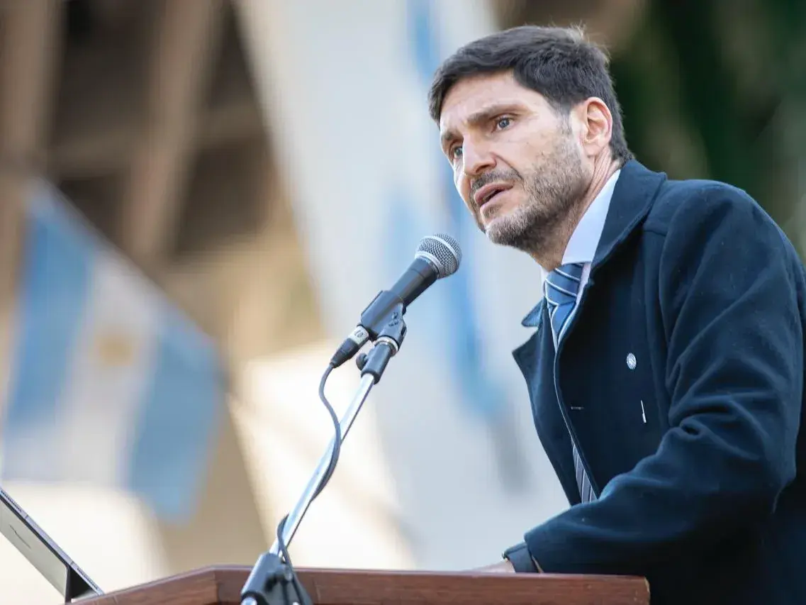Pullaro reivindicó el legado federal de Santa Fe y llamó a construir “una Nación con libertad e igualdad”