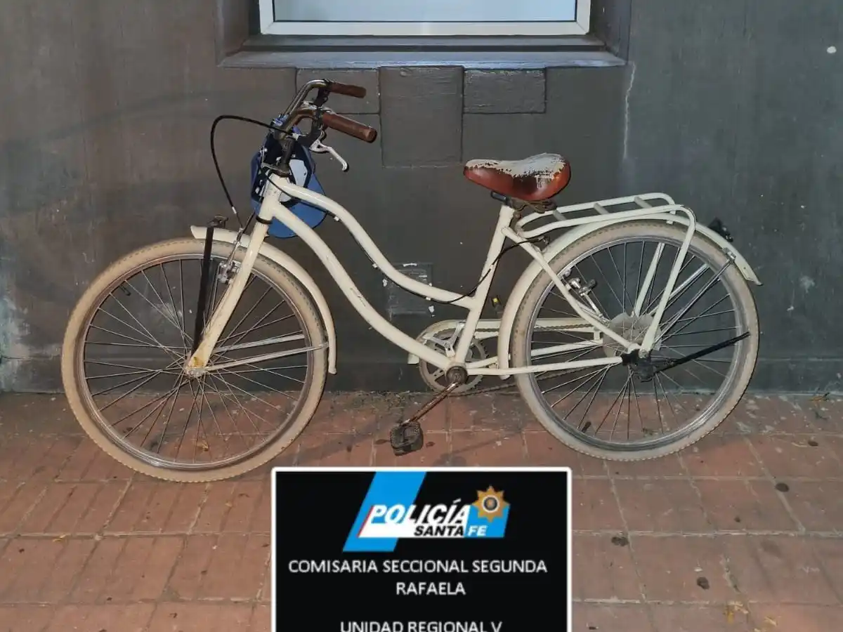 Detuvieron a un joven por merodear y "curiosear" en un complejo de departamentos en Rafaela