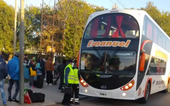 Trabajadores temporarios de Santiago del Estero intentaron volver en micro desde Mar del Plata, Gesell y Pinamar