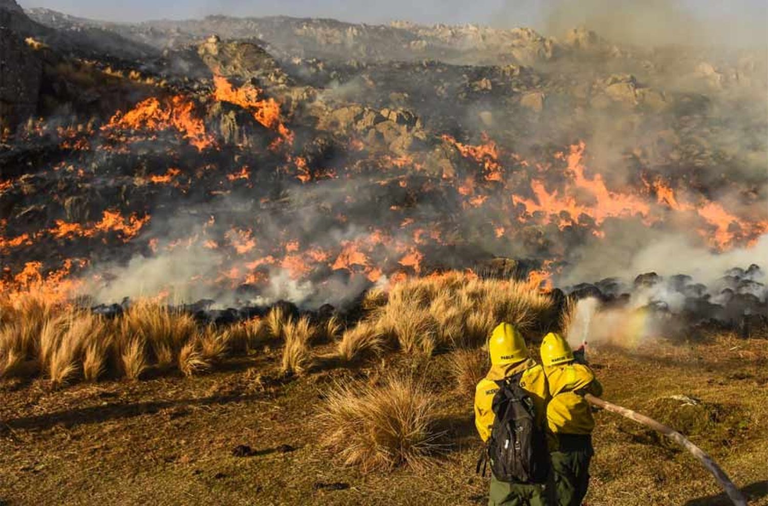 Córdoba aseguró que se controlaron los incendios en Valle de Punilla