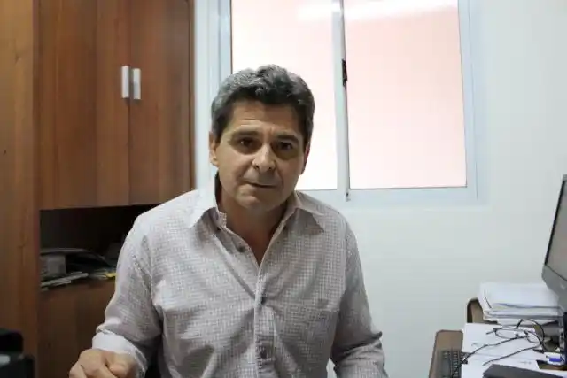 Aníbal Brugna: "El ingreso al FMI es un retroceso"
