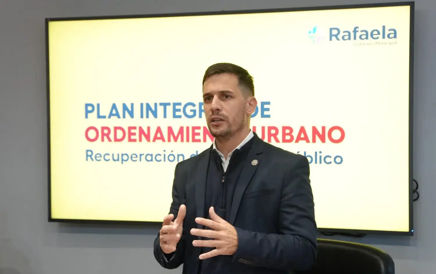 La Municipalidad ratificó la prohibición de lavacoches y aseguró que mantiene controles diarios