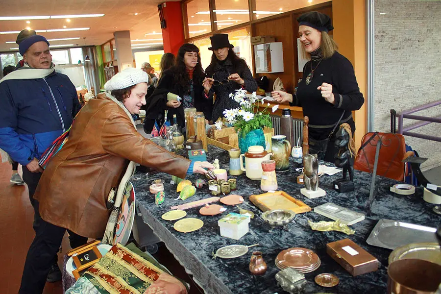 Feria de cachivaches en el Centro Cultural