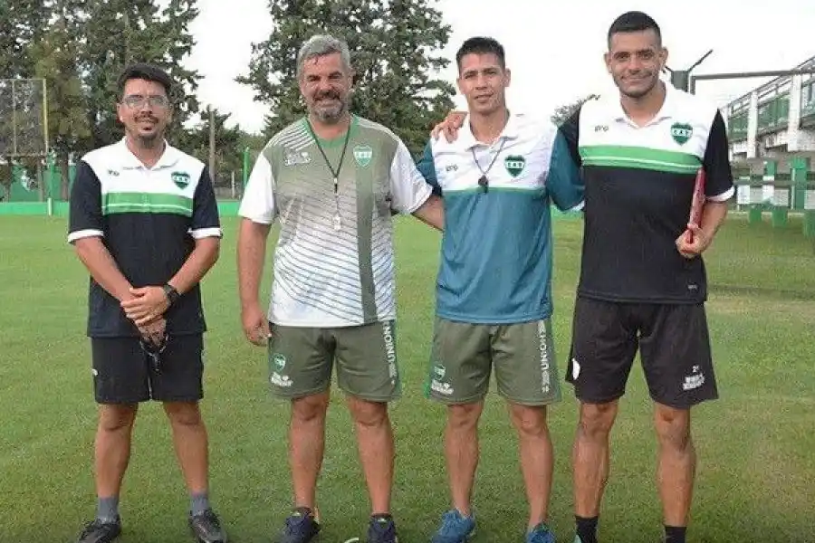 Renunció Mariano Ferrero y Unión busca DT