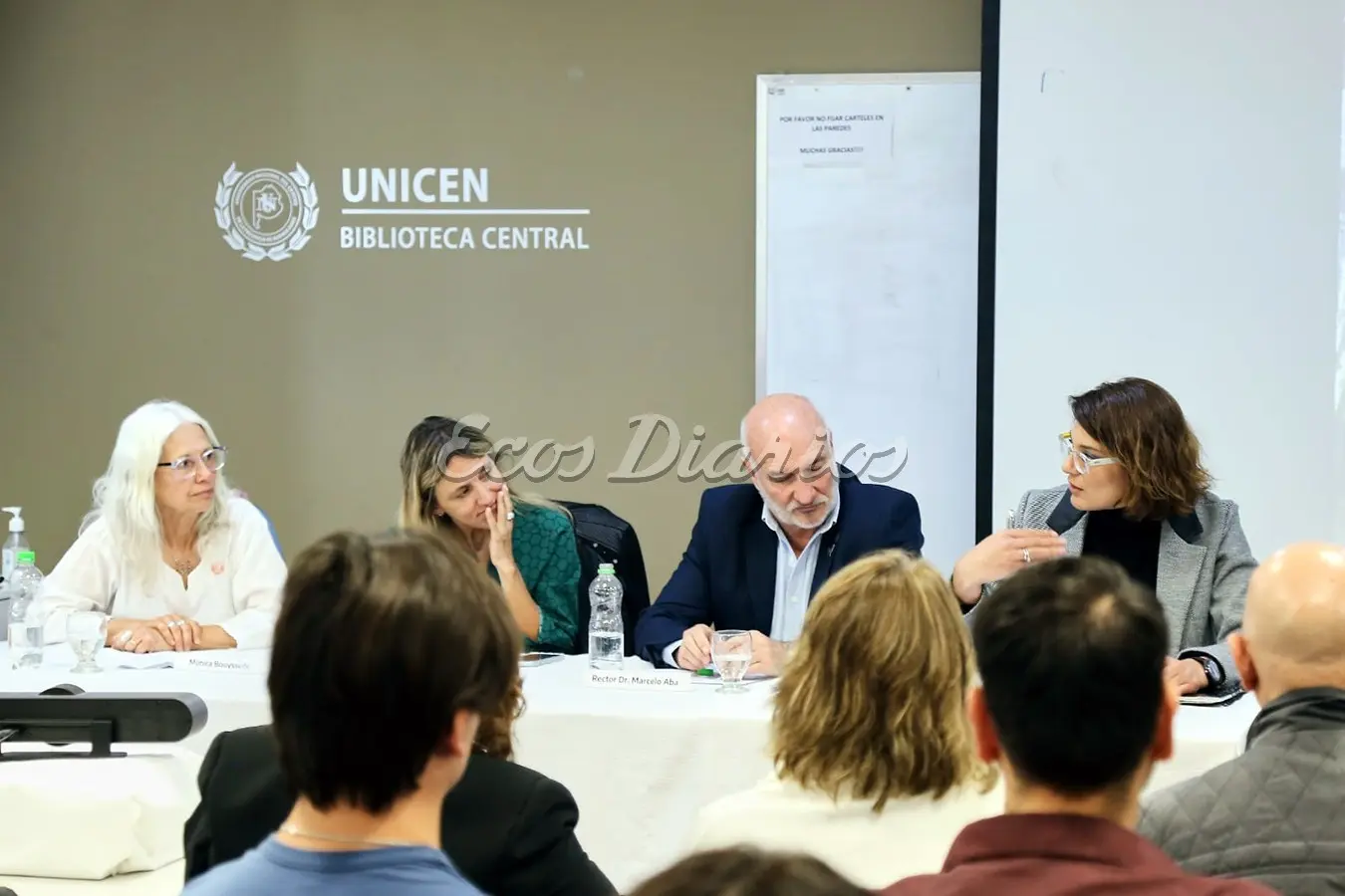 De der. A izq. Natasa Loizou, Marcelo Aba, Gabriela Gamberini y Mónica Bouyssede