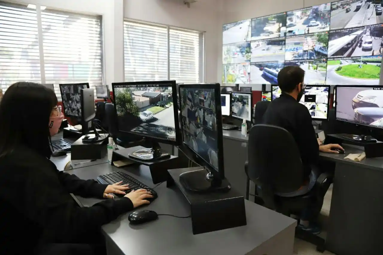 Lanús: Afirman que en lo que va del 2021 casi 3 mil hechos fueron esclarecidos gracias a las cámaras de seguridad