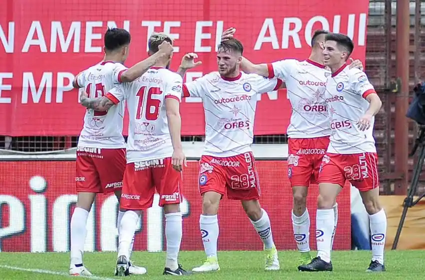 El «Bicho» sigue de racha