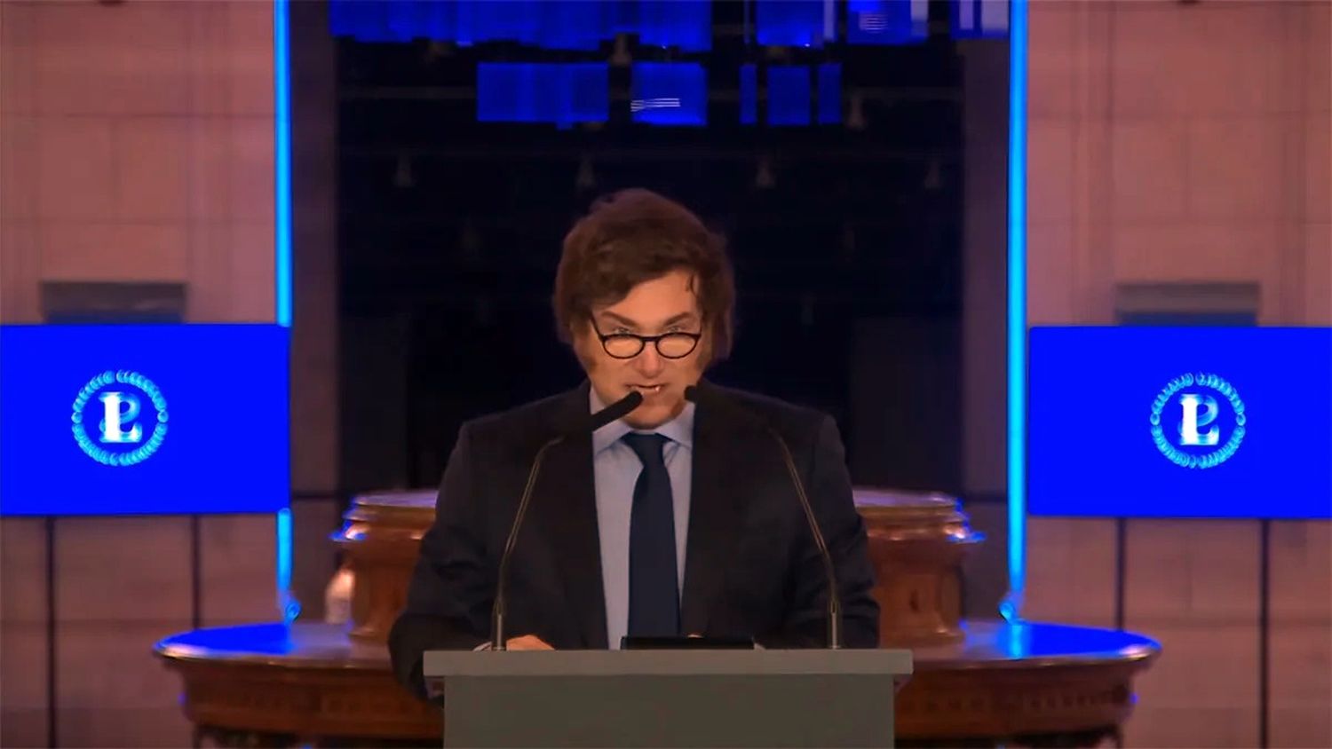 El presidente Javier Milei inaugura el flamante Palacio Libertad.
