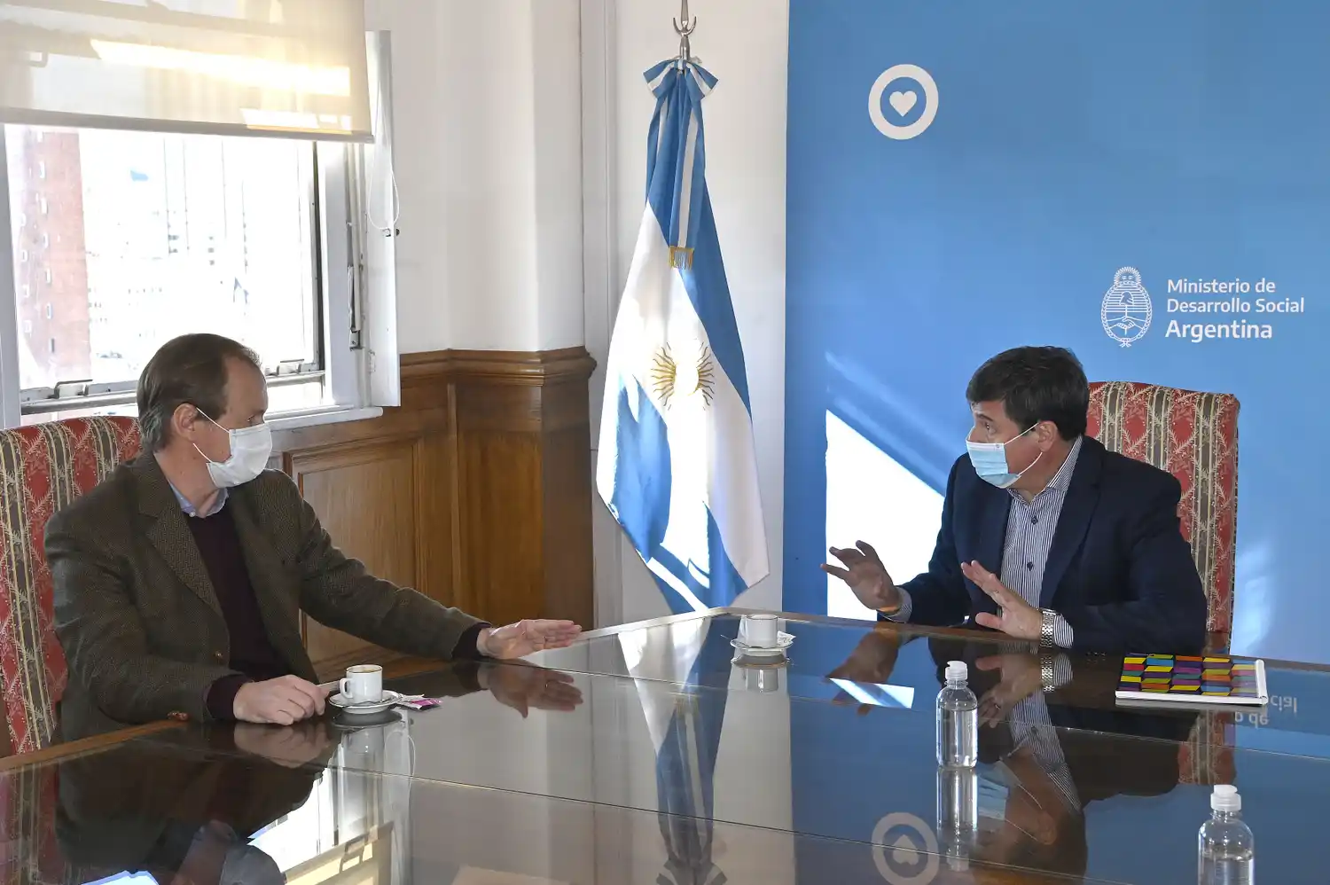 Bordet y Arroyo avanzaron en compatibilizar los regímenes sociales con trabajo temporario