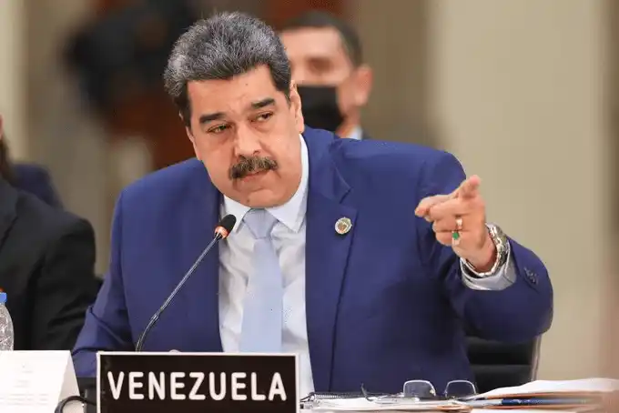 Es investigado por la CPI, pero Maduro ASEGURA que Venezuela tiene moral para hablar de democracia
