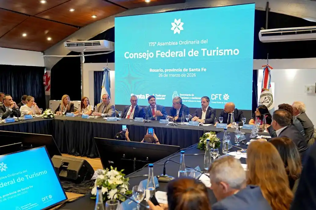 Pullaro encabezó la apertura del Consejo Federal de Turismo