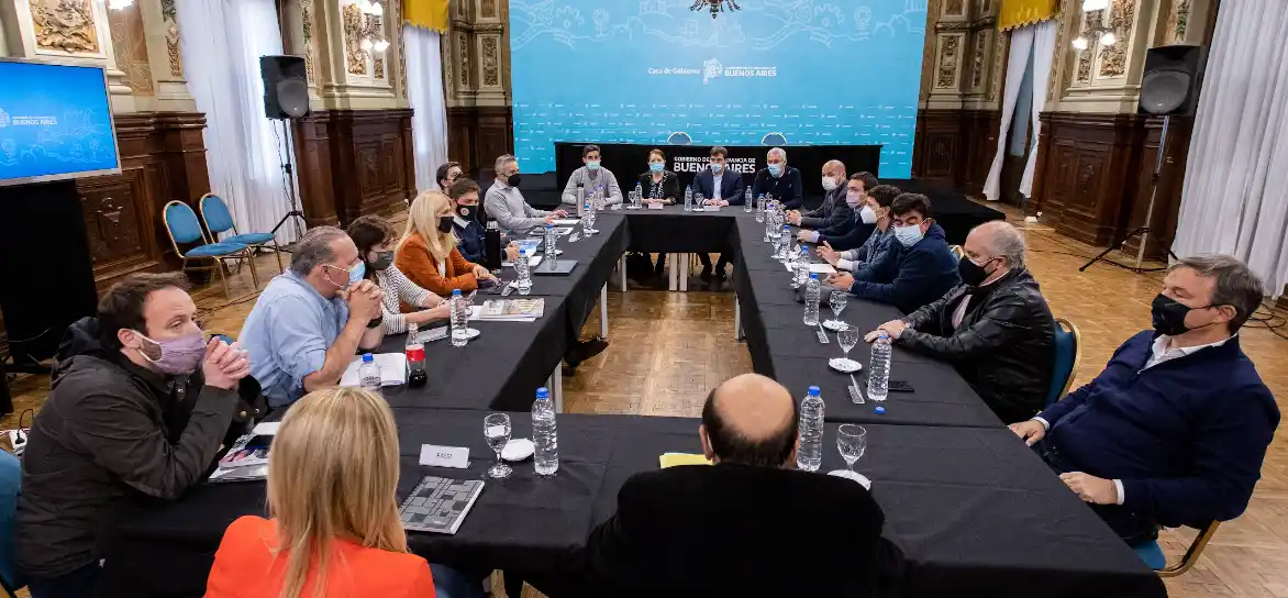 Post PASO: Kicillof se reunió con intendentes de la tercera sección electoral sin anuncios por el momento