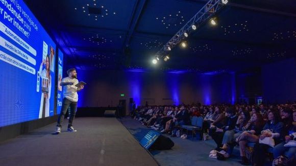 Con más de 600 emprendedores, pymes y marcas se realizó el encuentro “Entrenamiento NUBE”