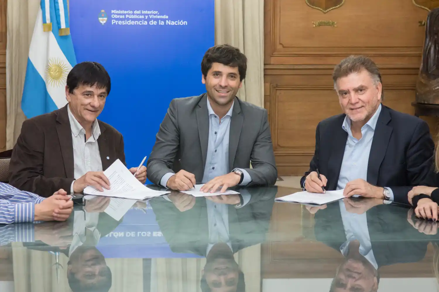 Nación acordó obras en Vicente López, Saladillo, Suipacha y Roque Pérez