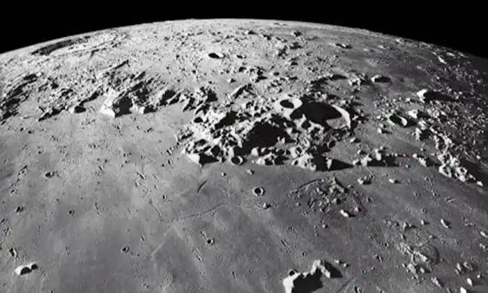 La NASA anuncia la «detección inequívoca»  de agua en la superficie de la Luna