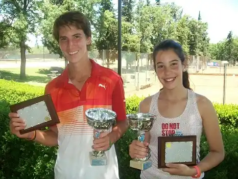 Germán Delcanto y Rosario García: maestros entrerrianos 
