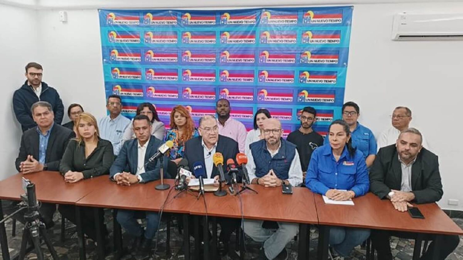 ROSALES NO VA para las primarias: comienzan los juegos del hambre en la oposición