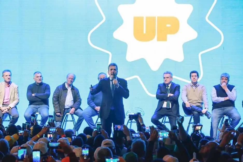 MASSA ENCABEZÓ ACTO CON LA CGT: "Voy a ser el Presidente de los trabajadores”