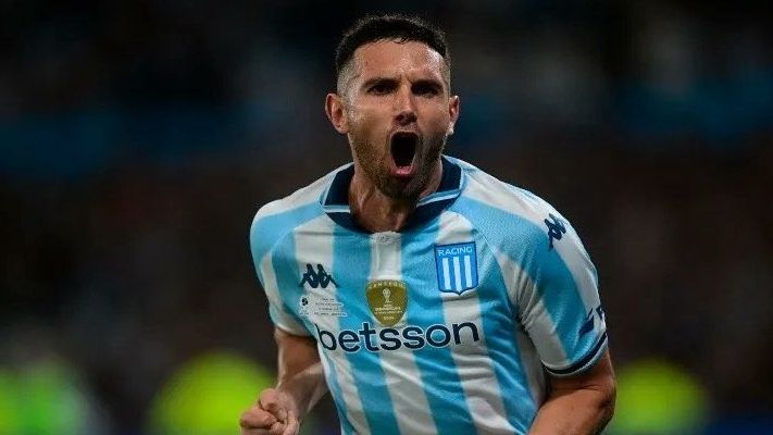 Racing blindó a Martínez con una cifra millonaria