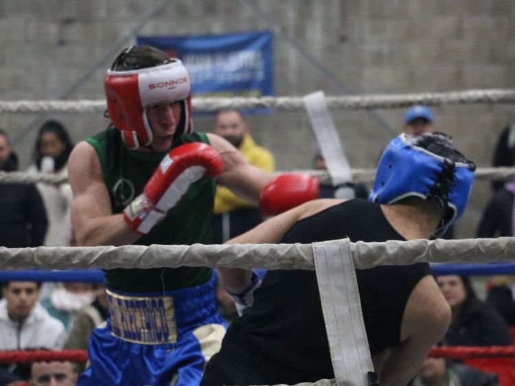 El gimnasio del Polideportivo Norte fue escenario de una nueva velada boxística