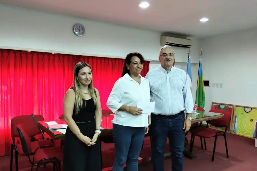 Calvo se reunió con presidentes comunales del departamento