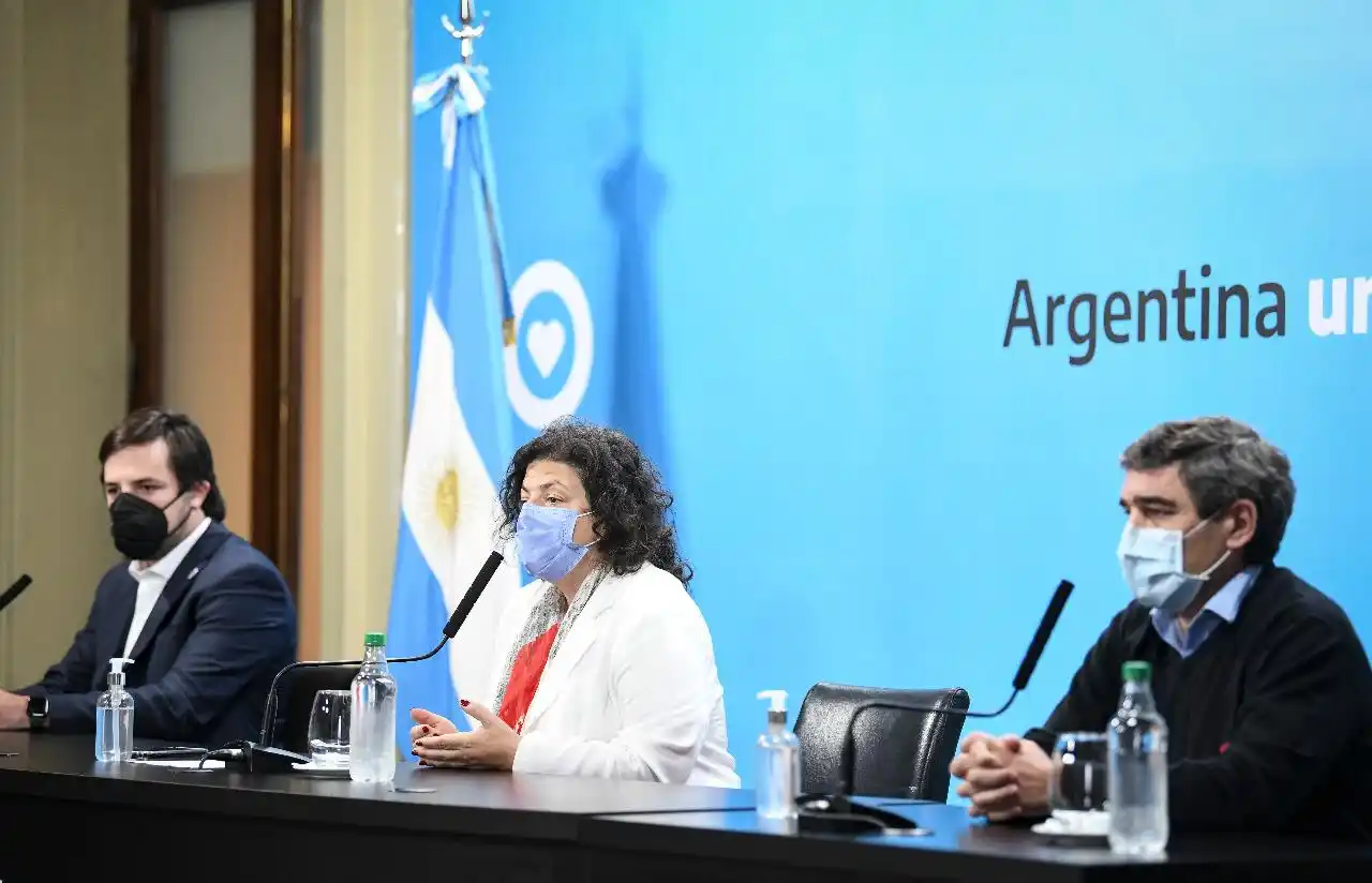 Vizzotti anunció que el intercambio de vacunas será voluntario y se empezará a combinar Sputnik V con Moderna y AstraZeneca