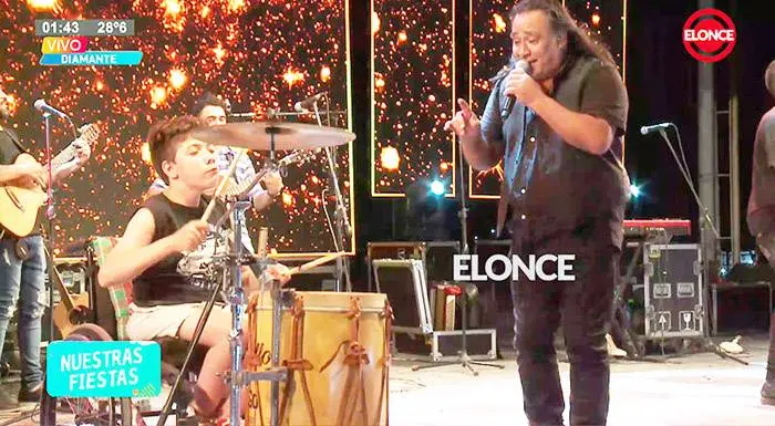 Compartió escenario con  Galleguillo, en Diamante y  sueña tocar con Abel Pintos