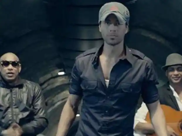 Demandan a Enrique Iglesias por un supuesto plagio de su último éxito