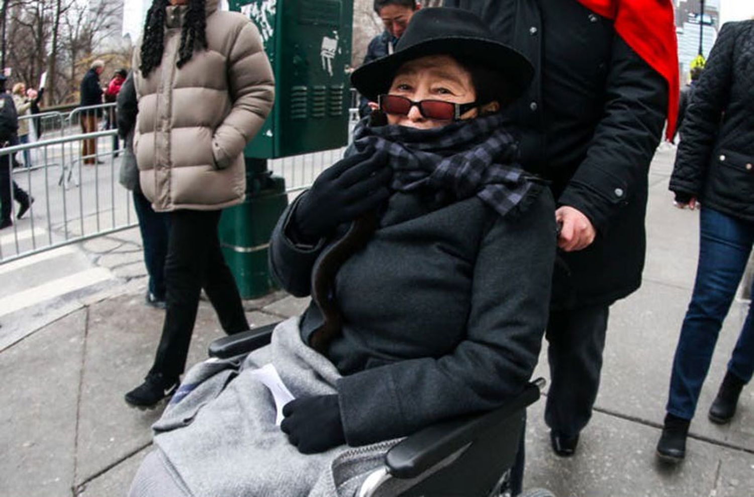 Yoko Ono: la limitada vida de una leyenda, a los 87 años