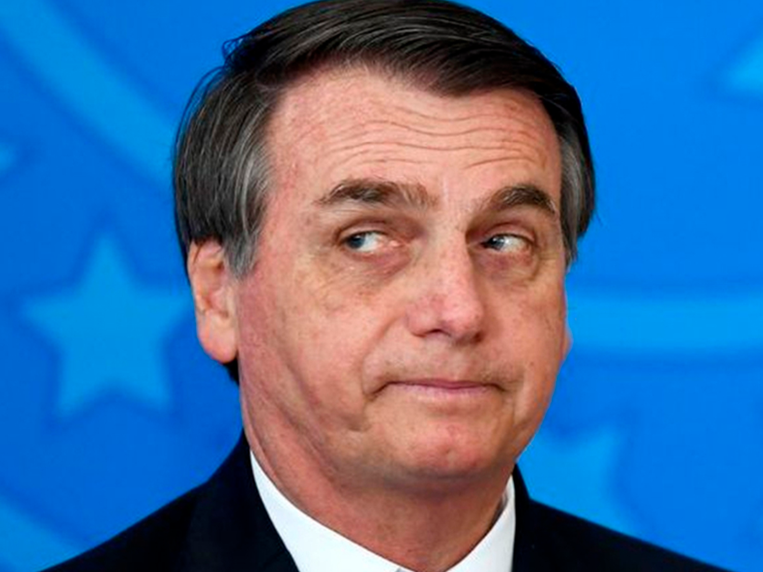 Bolsonaro insiste en que las vacunas contra el coronavirus "no están comprobadas científicamente"