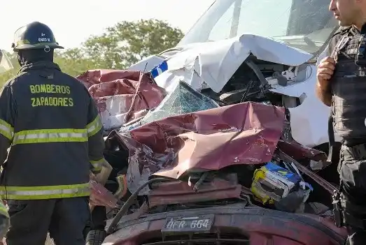 El camionero manejaba hacia Rosario a cargar el vehículo de cereal.