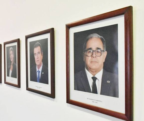 Martín Carbonell integra la galería de expresidentes y expresidentas del Superior Tribunal de Justicia