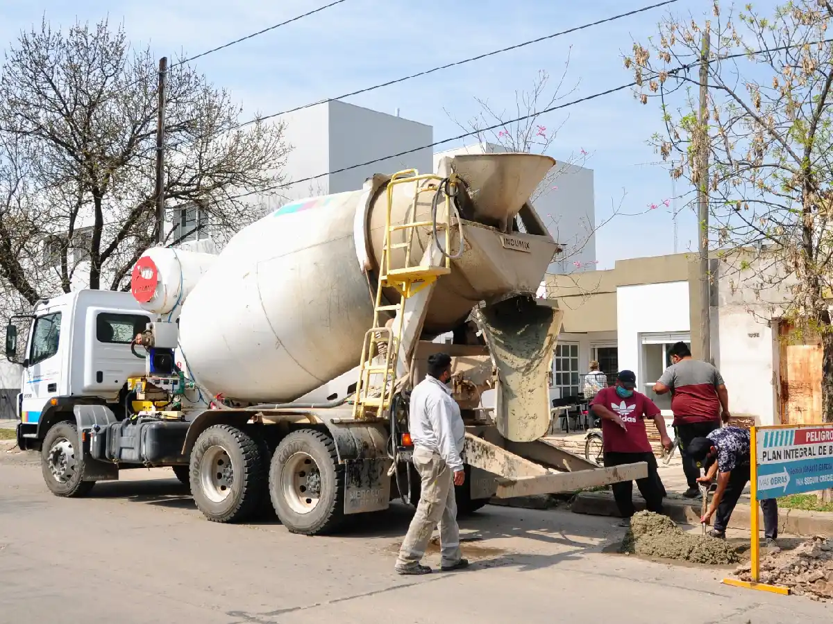 El municipio anunció que tapará los baches del Camino Interprovincial