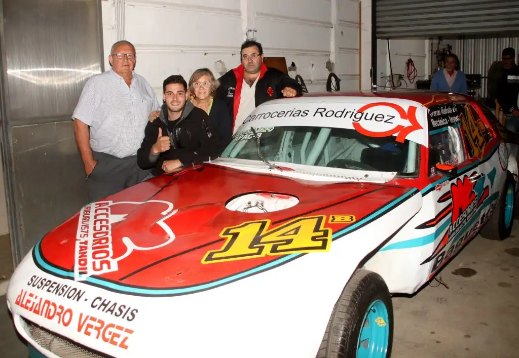 Franco Islas presentó su “Chevy”