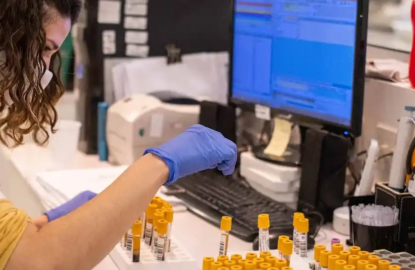 Segunda ola Covid: En qué municipios de Provincia se detectaron nuevas variantes del coronavirus según el último reporte