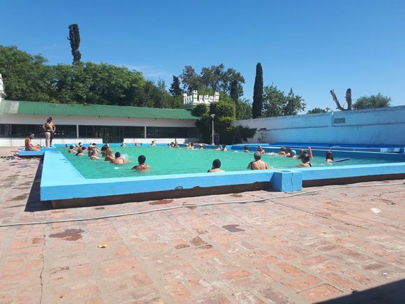 Así es la colonia de adultos mayores que funciona en el Complejo Turístico Municipal