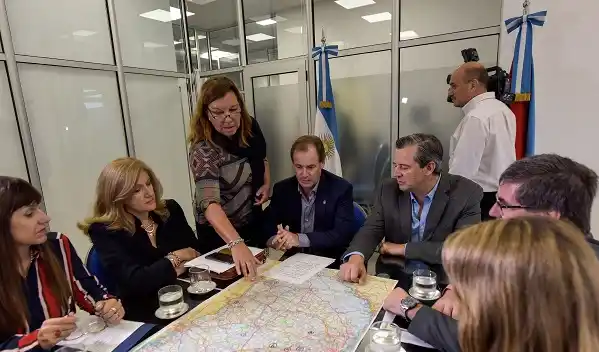 Lluvias: Bordet convocó al gabinete para monitorear la asistencia a los  afectados