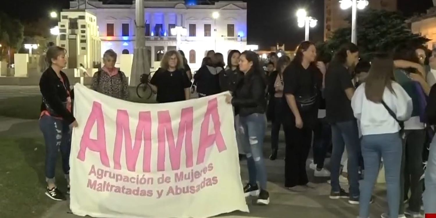 En Azul reclamaron justicia por Sofía Mercuri, la mujer policía que fue asesinada a tiros delante de sus tres hijos
