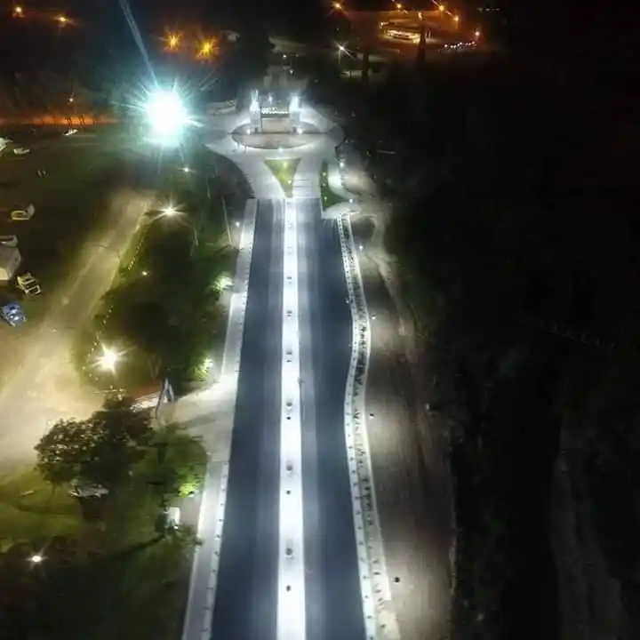 Enfrentando el estigma de ‘la juventud irresponsable que contagia al resto de la sociedad’