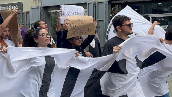 Movimiento estudiantil repudia eliminación de  pruebas internas: «secuestran la autonomía universitaria»
