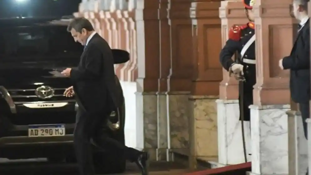 Alberto Fernández y Sergio Massa se reunieron en Casa Rosada, en medio de la interna del FdT