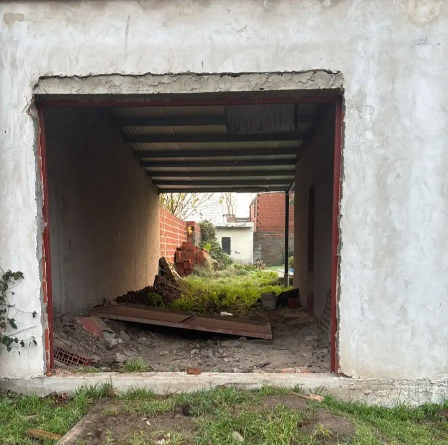 portón robado güemes 900